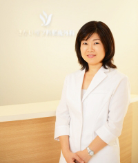 院長 坂井 庸子